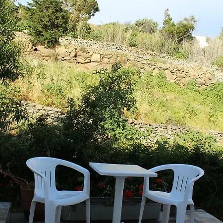 Stelios View בית הארחה